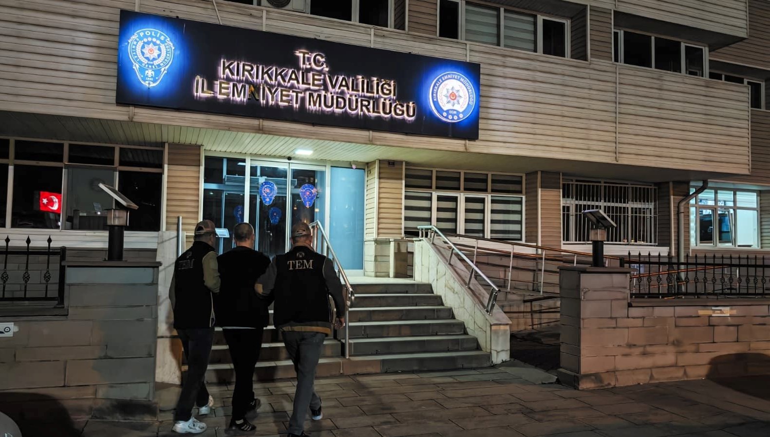 feto hukumlusu ihrac astsubay yakalandi RKG92Uwb.jpg