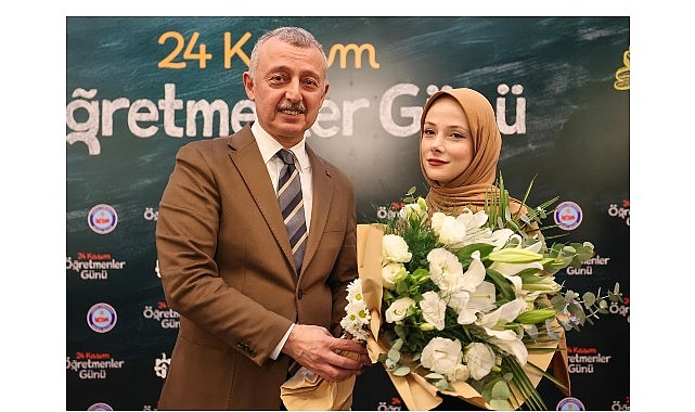 Başkan Büyükakın: “Ülkemizin geleceğini inşa ediyorsunuz”