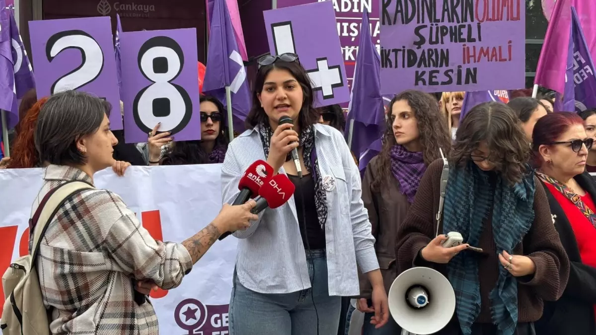 Kadın Cinayetlerine Hayır Yürüyüşü