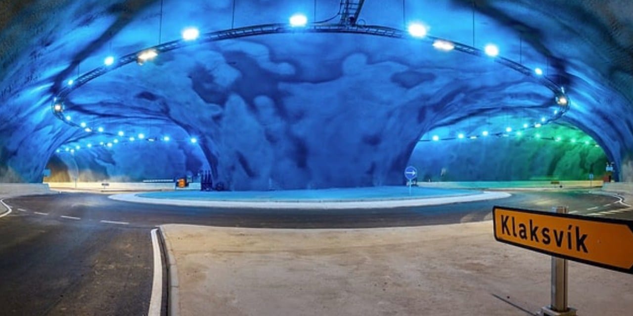 Okyanus Altında Ulaşımı Kolaylaştıran Eysturoy Tüneli: 1 Saatlik Yolculuk Artık Sadece Dakikalar