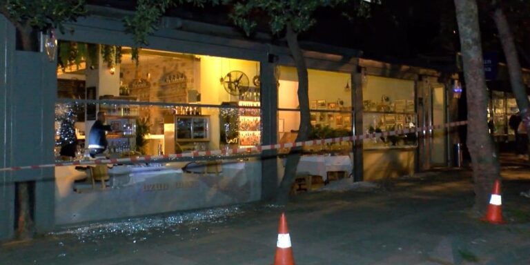 istanbulun-gobeginde-restorana-silahli-saldiri-JMG5McGZ