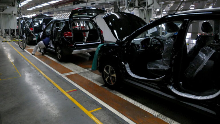 stellantis-volkswagen-ve-ford-devler-fabrikalarini-cinlilere-devrediyor-m4CzHYSh
