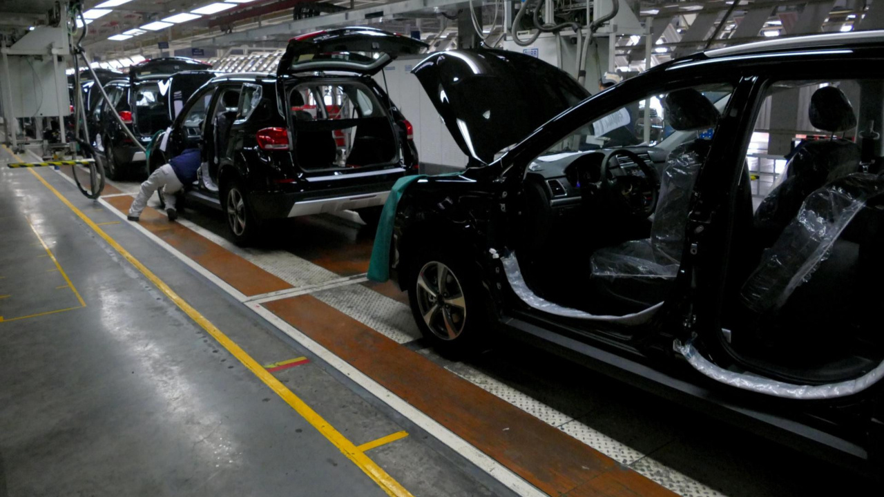 stellantis-volkswagen-ve-ford-devler-fabrikalarini-cinlilere-devrediyor-m4CzHYSh