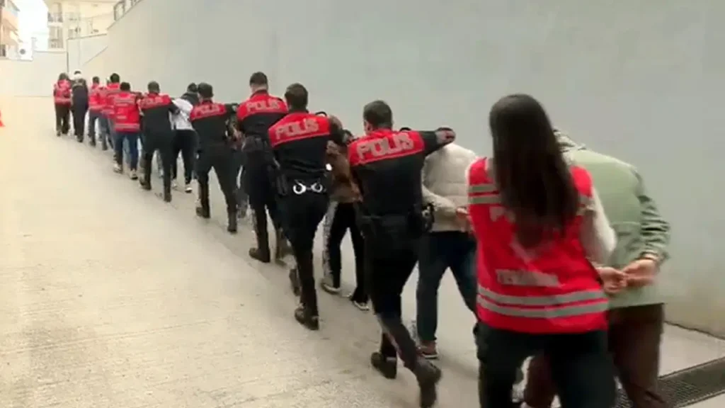 Tekirdağ’da Fuhuş Operasyonunda 11 Kişi Tutuklandı